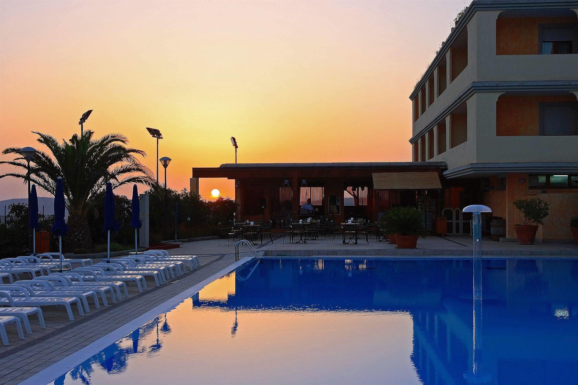 Borgo Saraceno Hotel-Residence Santa Teresa Gallura Kültér fotó